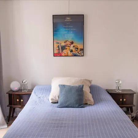 Cosy Apt With Balcony In The Heart Of Paris アパート *