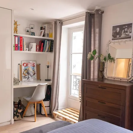 Cosy Apt With Balcony In The Heart Of Paris パリ